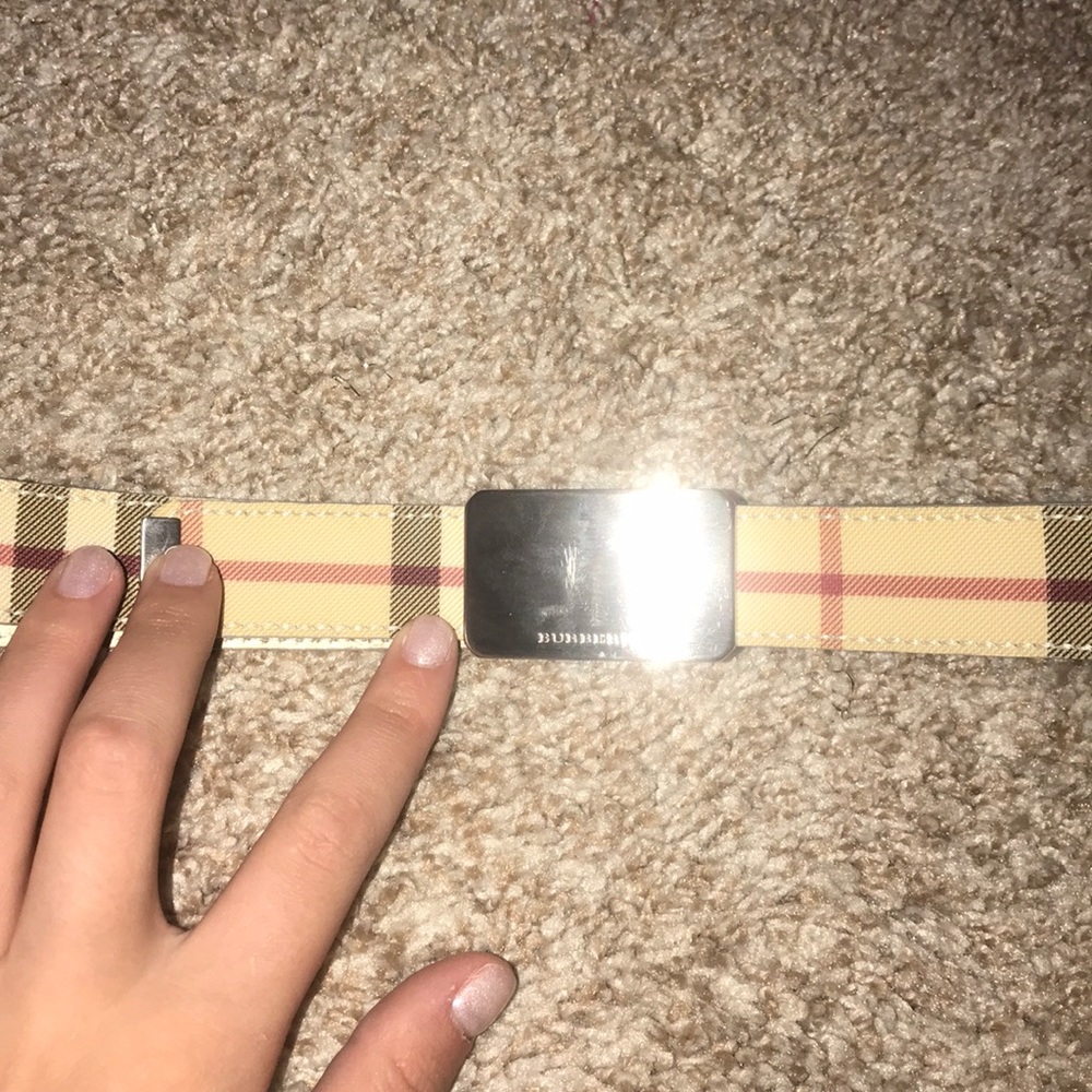 AUTHENTIC WOMENS Burberry belt